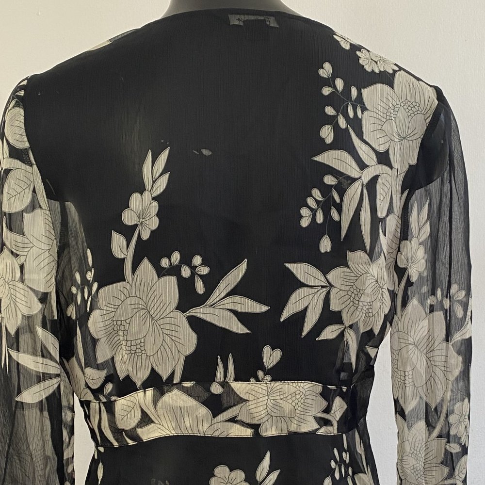 Rockmans Sheer Wrap Blouse/Top, Black w Cream Floral Print, Size 12 - Picture 6 of 10